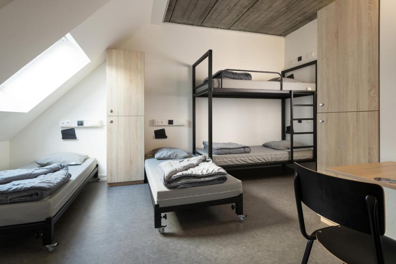Auberge Jeunesse Charleroi Youth Hostel Zimmer foto